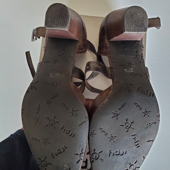 Fidji heels - Picture 5 of 10